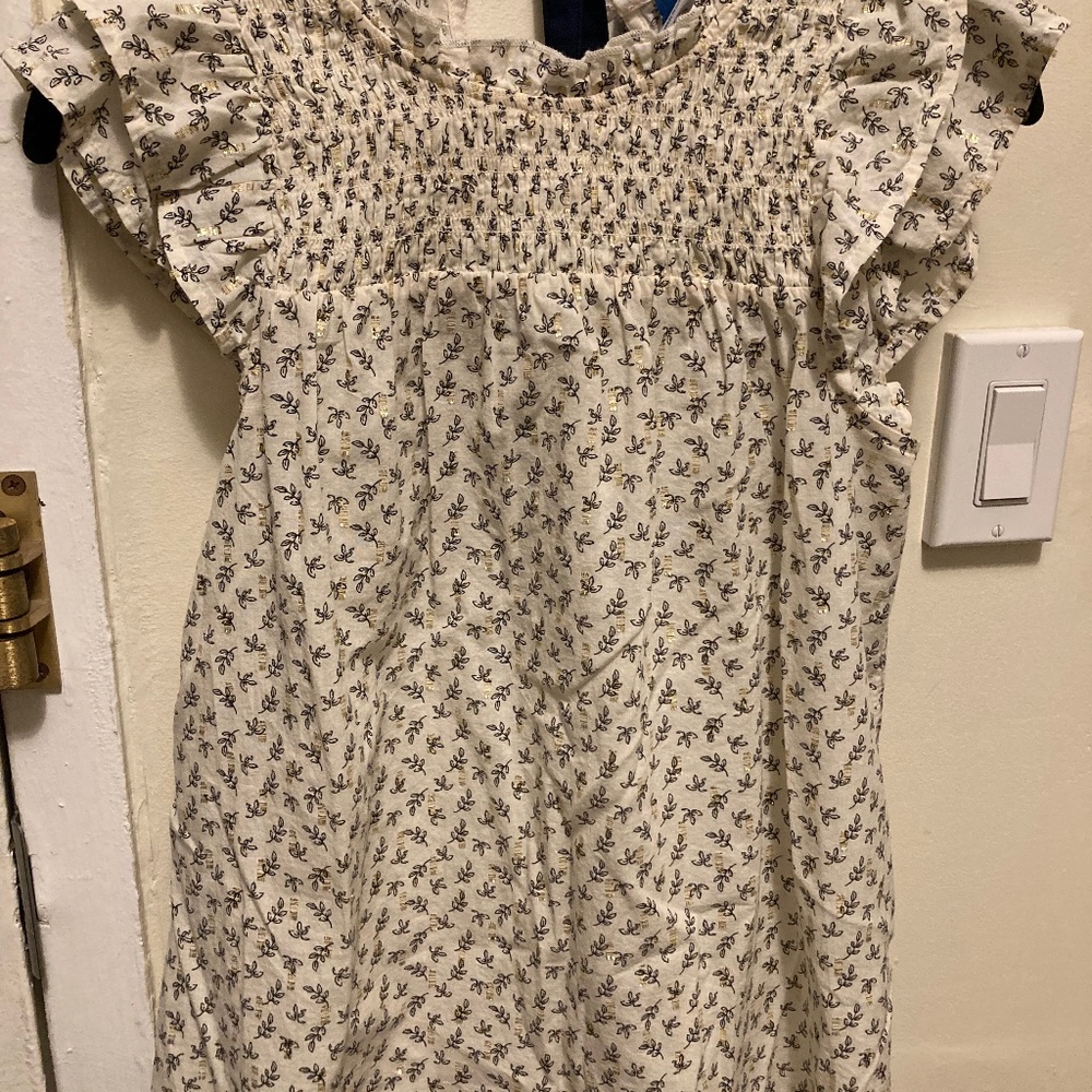Old navy flutter sleeve top